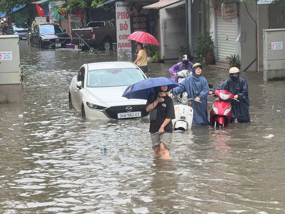 Vietnam : le bilan des inondations s'alourdit à 41 morts