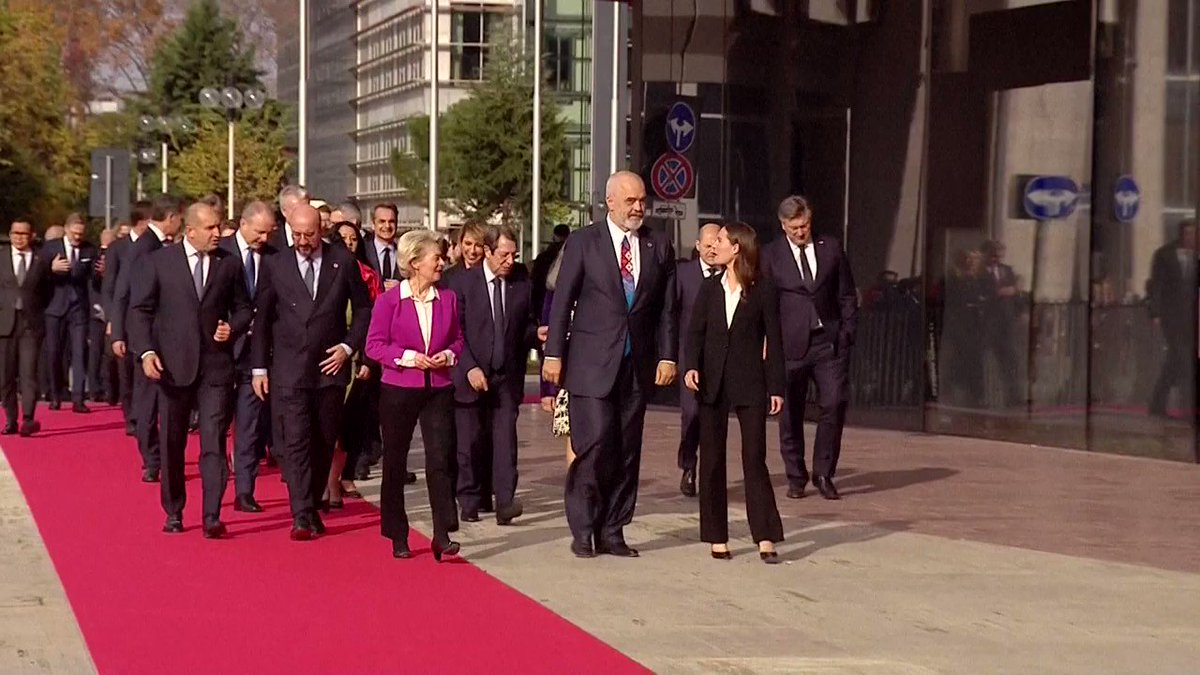 Les dirigeants européens vont intensifier les sanctions contre la Russie