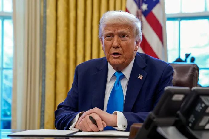 Les Etats-Unis vont imposer un taux uniforme de droits de douane à plus de 150 économies (Trump)