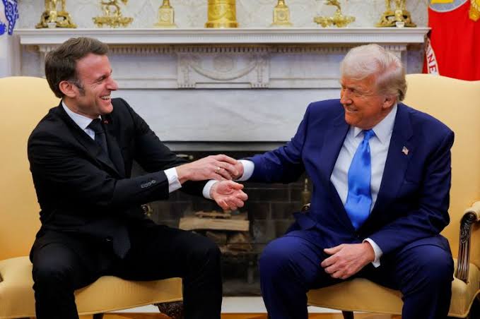Paix en Ukraine : Macron et Trump Insistent sur des Garanties de Sécurité
