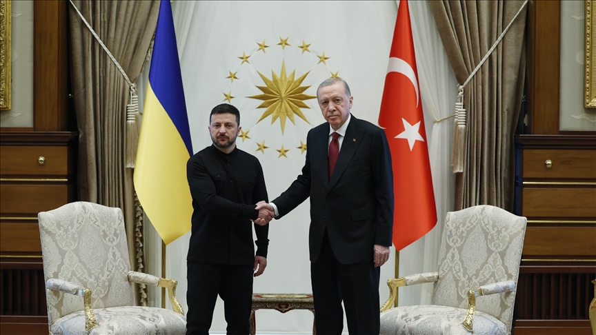 Le président Zelenskyy réitère sa demande à la Russie de présenter un mémorandum de paix