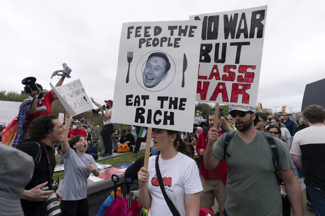 Des dizaines de milliers de personnes manifestent contre Trump et Musk dans le monde entier