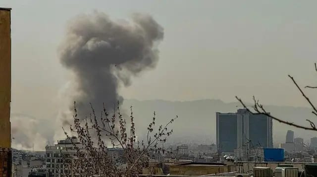 Les forces américaines lancent de nouvelles frappes contre l'Iran (CENTCOM)