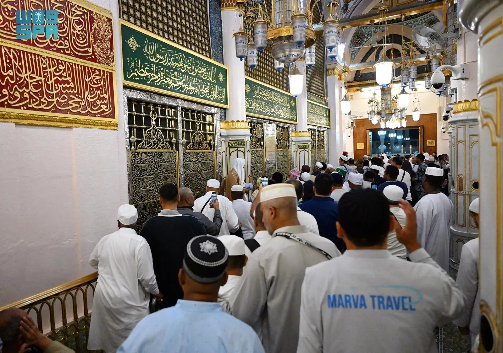 L'Autorité des Affaires des Deux Saintes Mosquées annonce les horaires de visite d'Al-Rawdah dans la Mosquée du Prophète