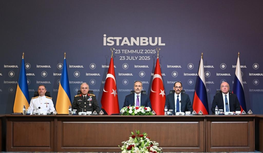 La Russie et l'Ukraine tiennent leur troisième cycle de négociations de paix à Istanbul