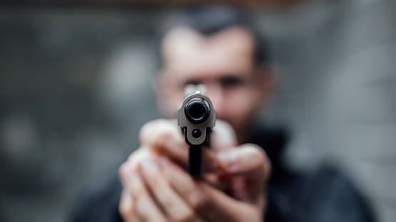 Etats-Unis : un homme armé en fuite après une fusillade qui a fait un mort et 5 blessés au Texas     