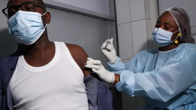 Ebola: les cas confirmés d'Ebola dépassent 500 sur fond de propagation continue 