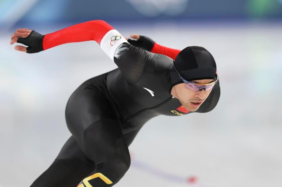 Le Chinois Ning Zhongyan bat l'Américain Jordan Stolz et remporte la médaille d'or du 1.500 m en patinage de vitesse aux Jeux olympiques d'hiver de Milan Cortina