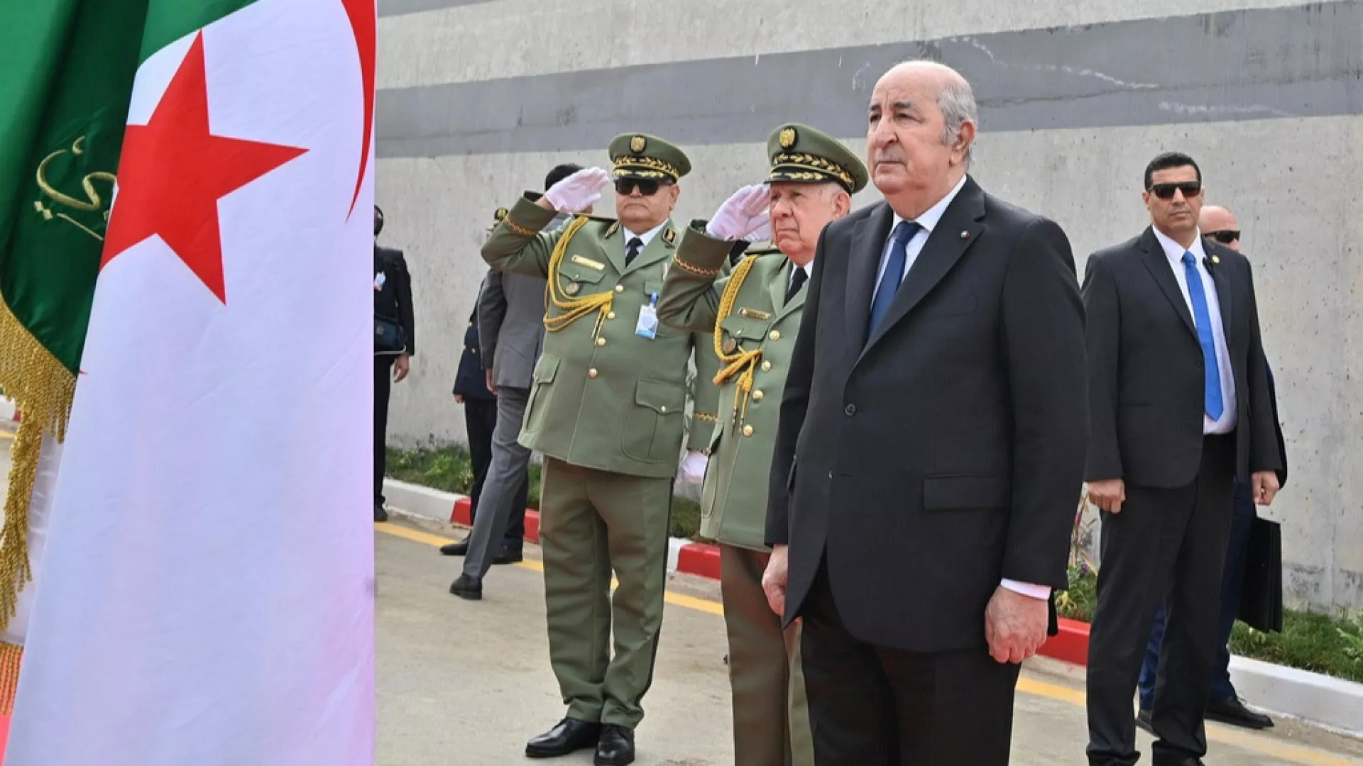 L'Algérie demande à douze agents de l’ambassade de France de quitter son territoire