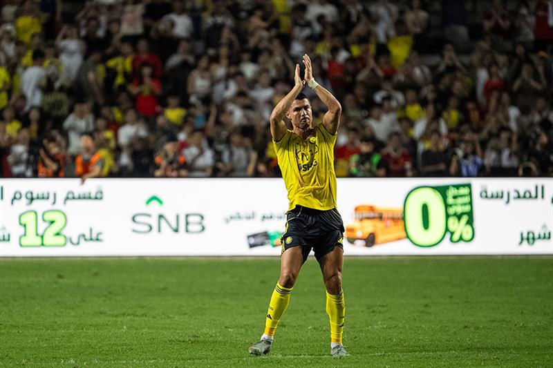 Cristiano Ronaldo accueilli en héros à Hong Kong, où son rival Messi avait été hué