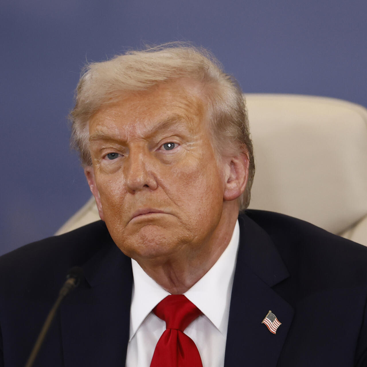 Trump menace d'"aller tuer" les membres du Hamas si les tueries se poursuivent à Gaza