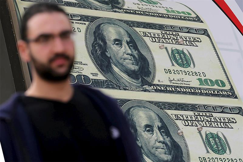 Le dollar repasse sous la barre des 49 livres égyptiennes pour la première fois depuis quatre mois