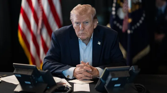 Trump signale que les Etats-Unis ont intercepté et arraisonné un cargo battant pavillon iranien