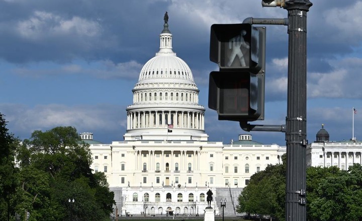 Le Sénat américain adopte une résolution visant à limiter les pouvoirs de guerre de Trump concernant l'Iran