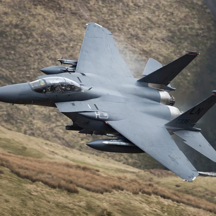 Les deux membres d'équipage du F-15E qui s'est écrasé en Iran ont été secourus