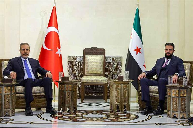 La Turquie va réclamer à Bruxelles la levée "sans condition" des sanctions contre Damas