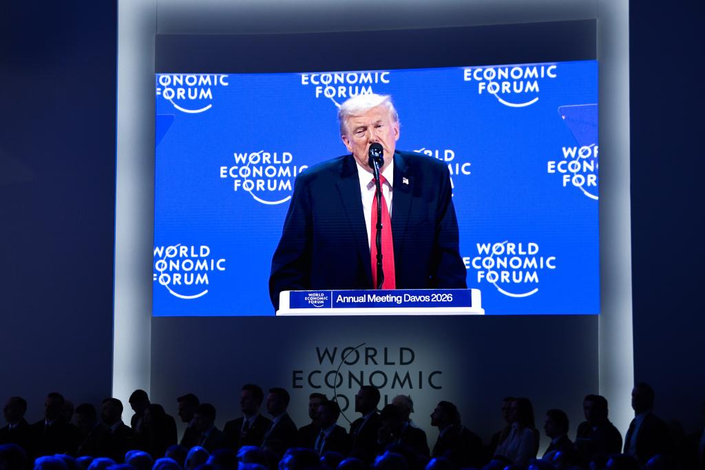 Trump renonce aux droits de douane prévus au 1er février, évoquant un "cadre d'accord" sur le Groenland