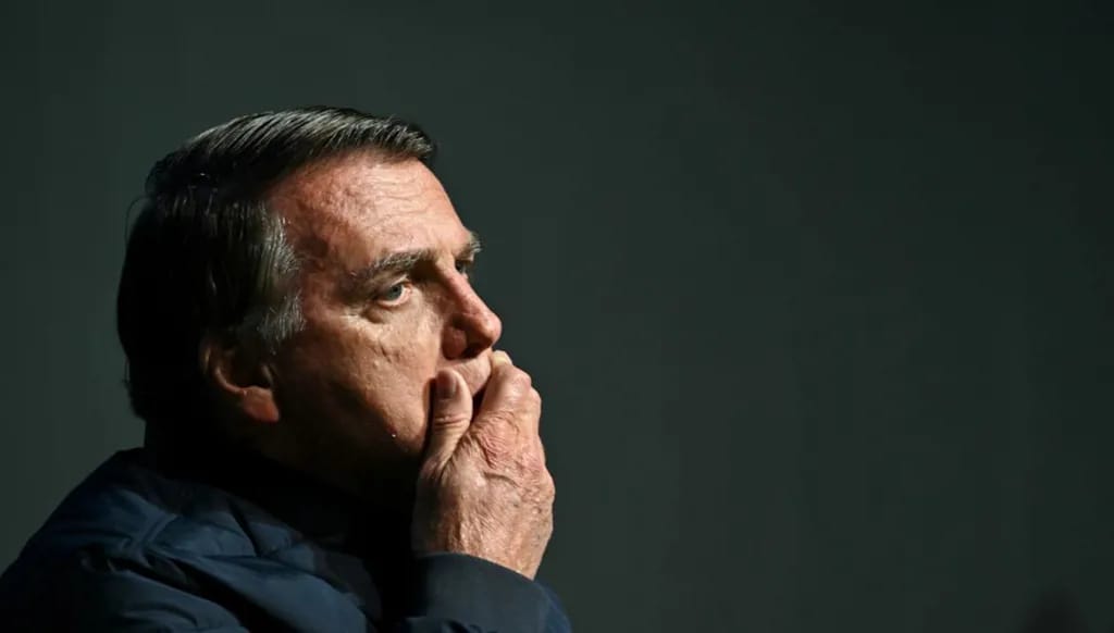 L'ancien président brésilien Bolsonaro fait appel d'une peine de 27 ans de prison