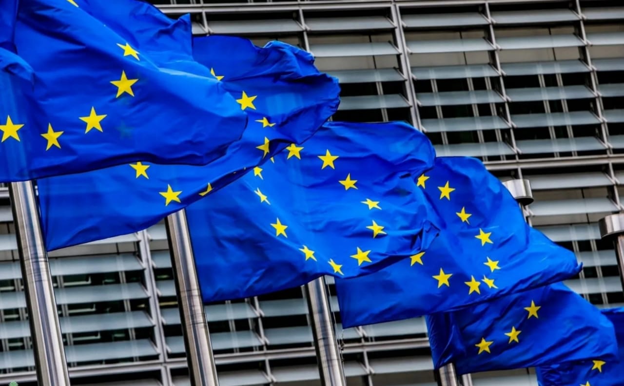 La Commission européenne ouvre une enquête sur une possible coopération illicite entre le Nasdaq américain et la Deutsche Borse allemande     