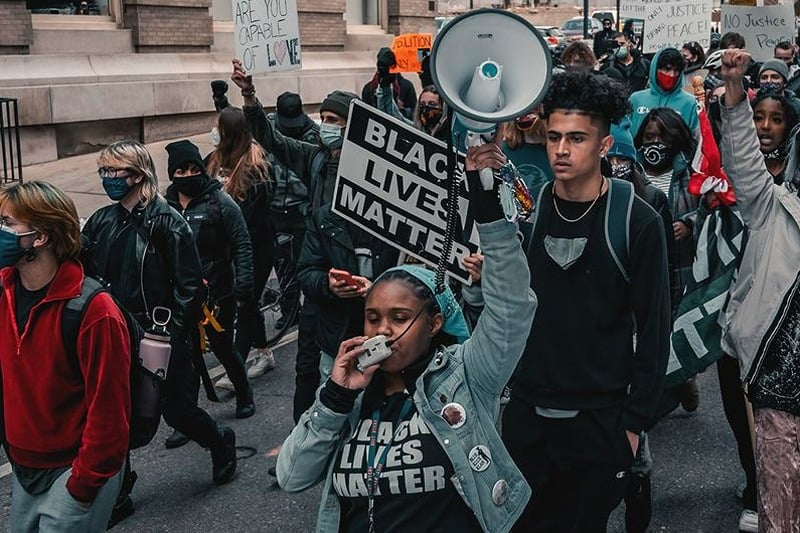 Racisme en Espagne : une Marocaine prise pour cible, un procès exemplaire à Alicante