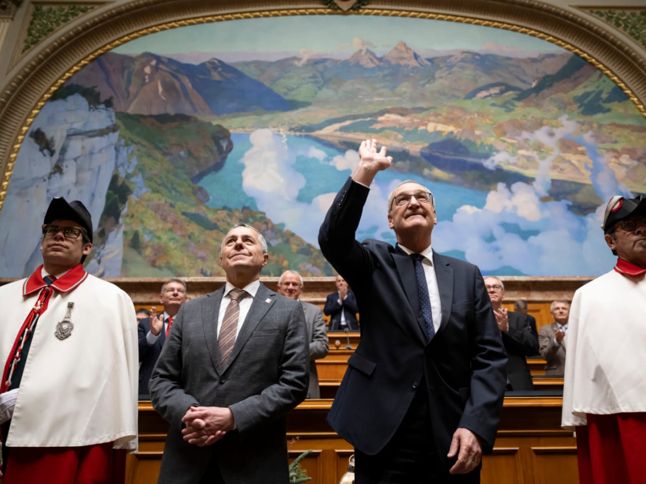 Guy Parmelin élu président de la Confédération suisse pour 2026