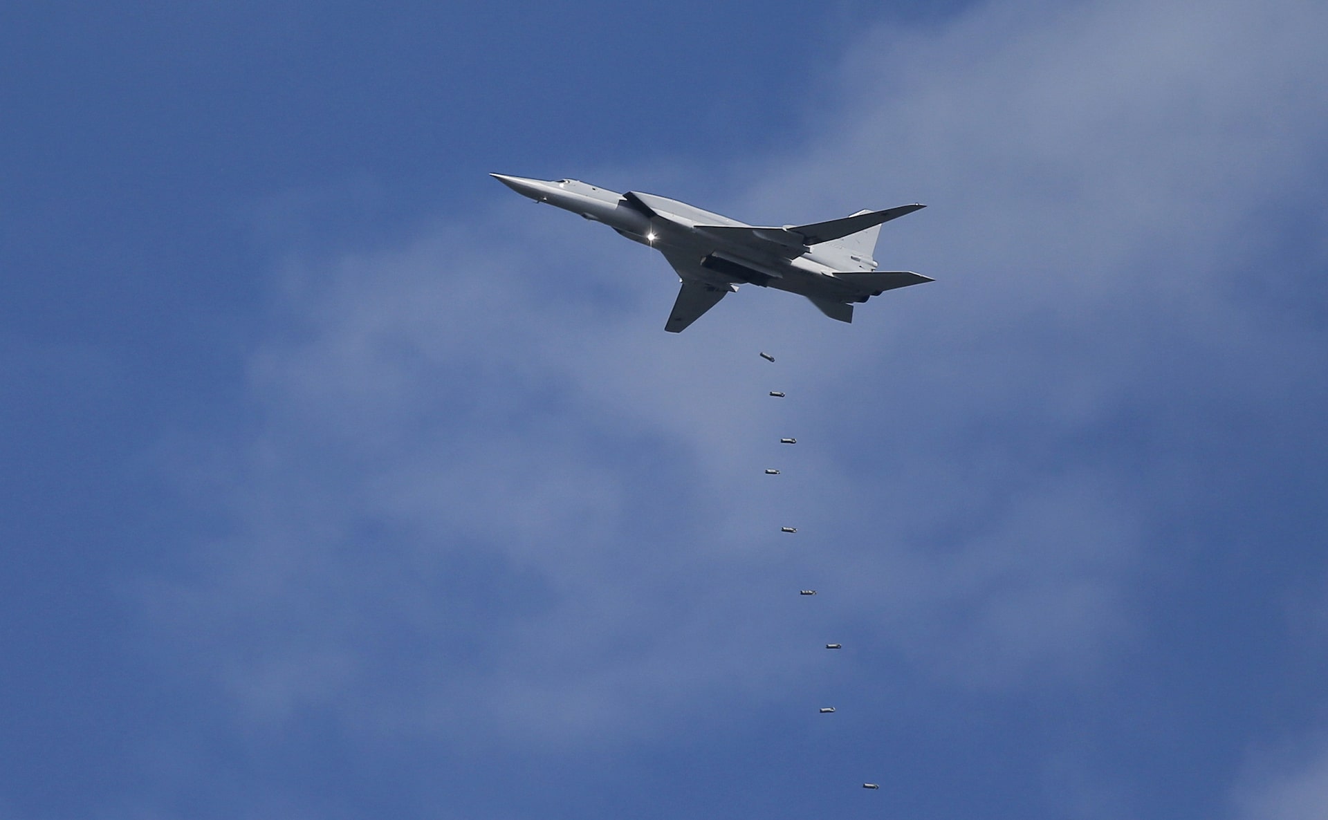 Russie: crash d'un bombardier stratégique Tu-22M3 à Irkoutsk
