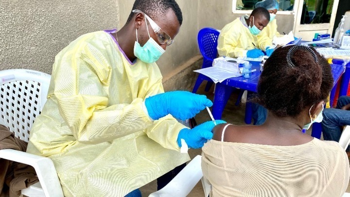 OMS : l'épidémie d'Ebola sera déclarée terminée en RDC début décembre si aucun nouveau cas n'est signalé