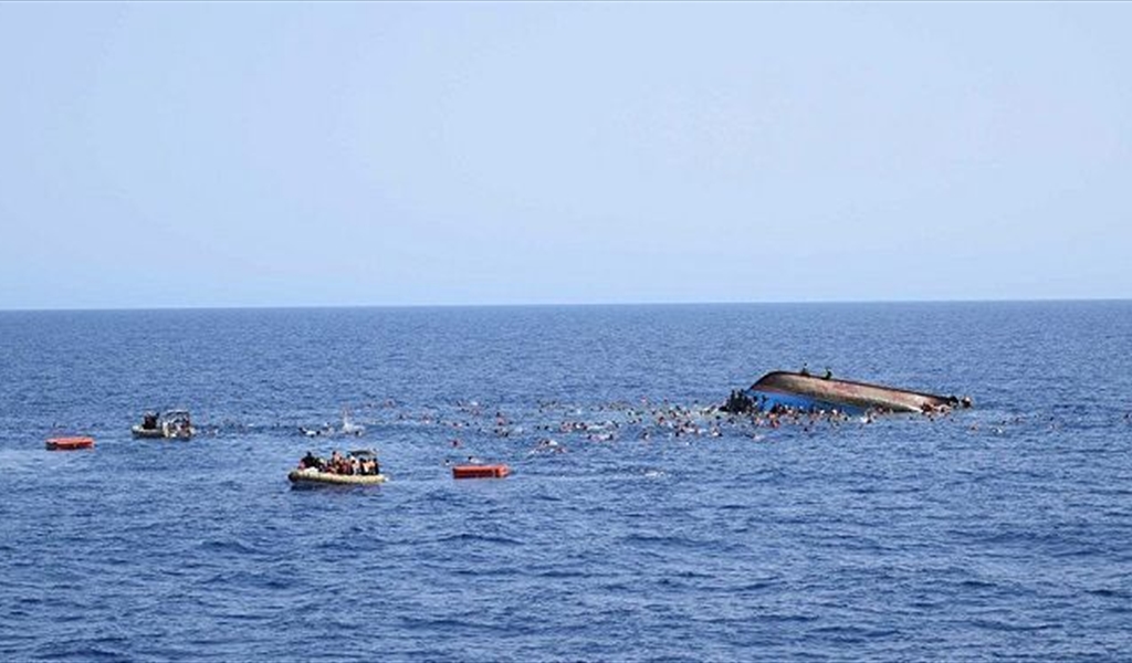 Indonésie : 4 morts et 38 disparus après le naufrage d'un navire de passagers dans le détroit de Bali
