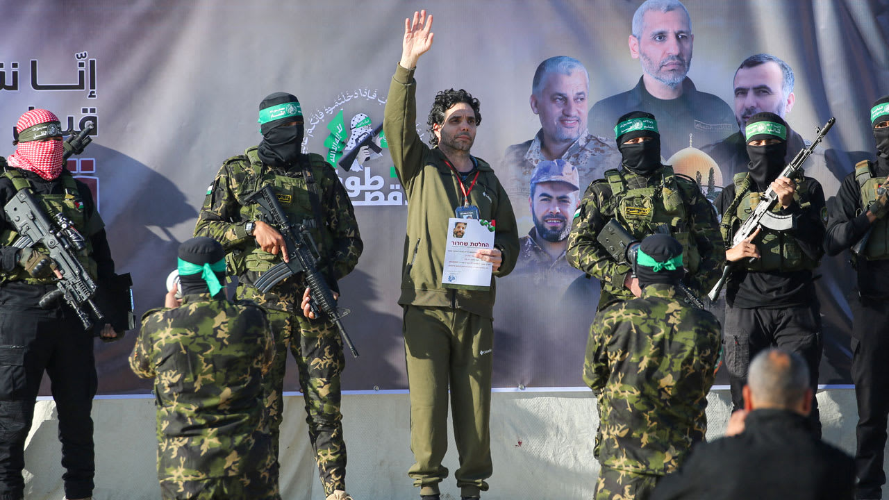 Le Hamas commence à libérer des otages israéliens