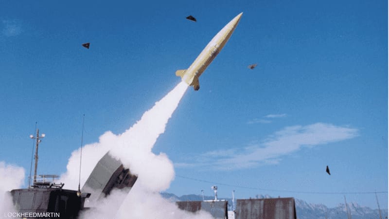 Des attaques de missile frappent Kiev alors que l'Ukraine et la Russie mènent des raids transfrontaliers