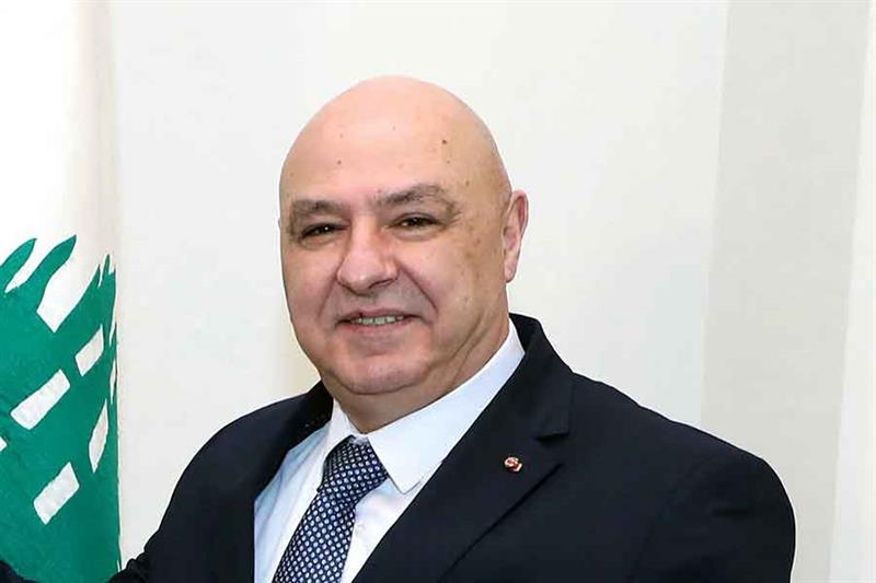 Liban: le président ordonne à l'armée de riposter aux tirs en provenance de Syrie