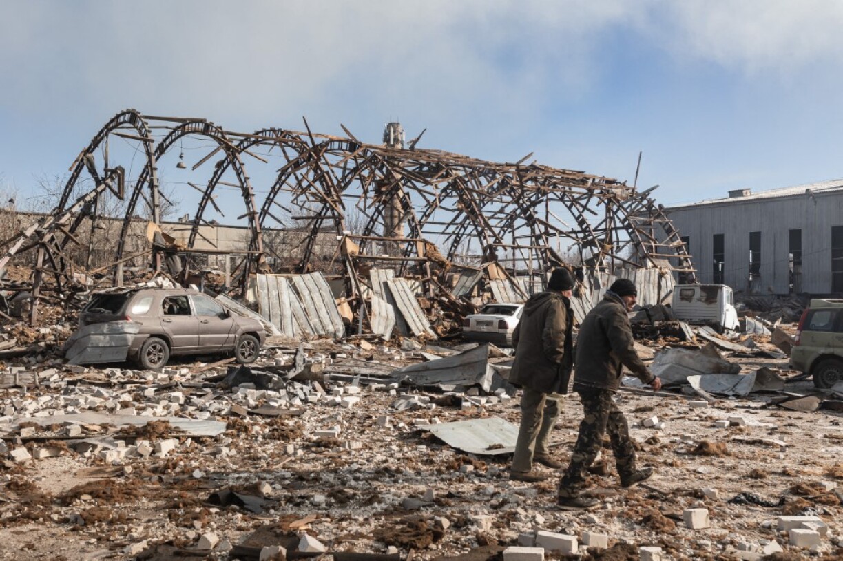 La Russie attaque massivement l'Ukraine juste avant les pourparlers de paix