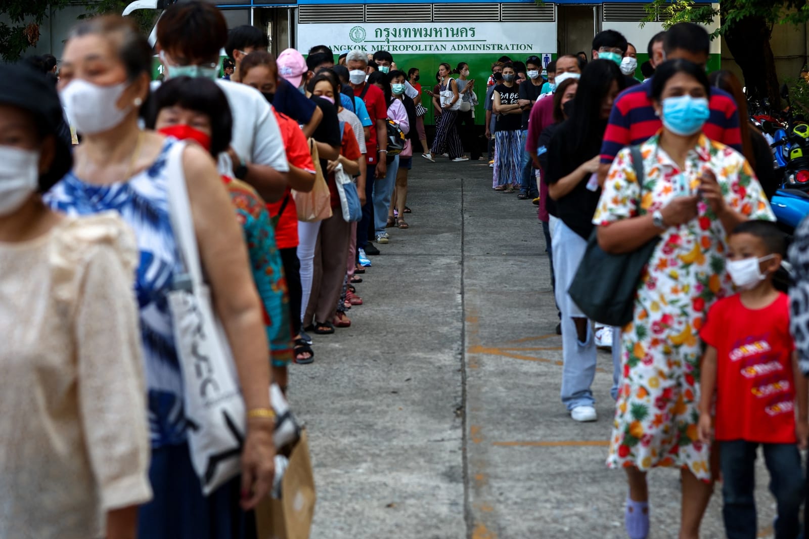 Thaïlande : début du vote anticipé pour l'élection de la Chambre des représentants
