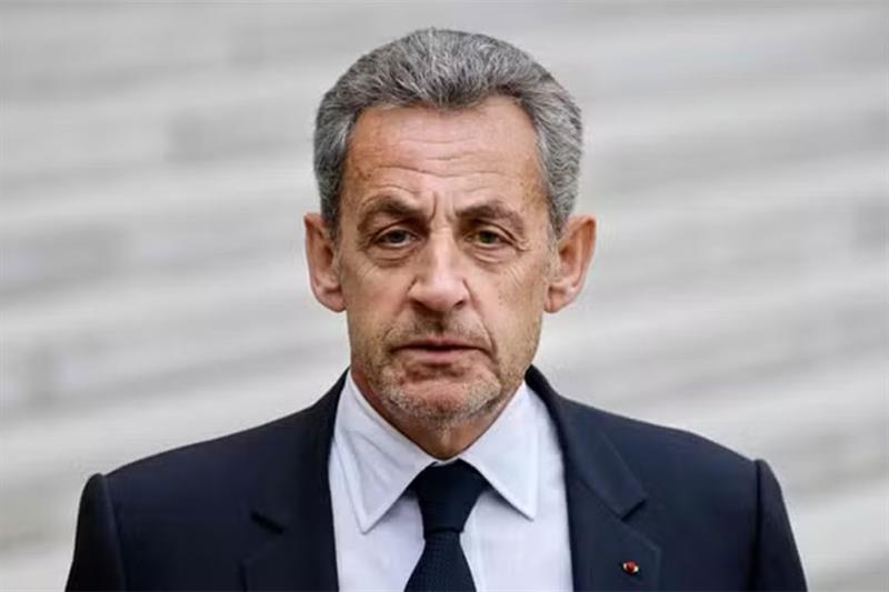 Condamnation de Sarkozy en France: "je veux redire ma parfaite innocence", affirme l'ex-président