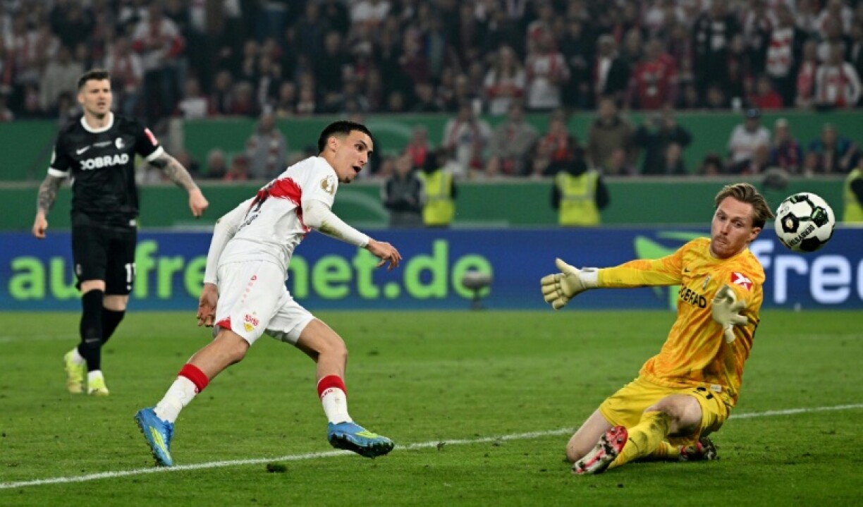 Stuttgart rejoint le Bayern en finale de la Coupe