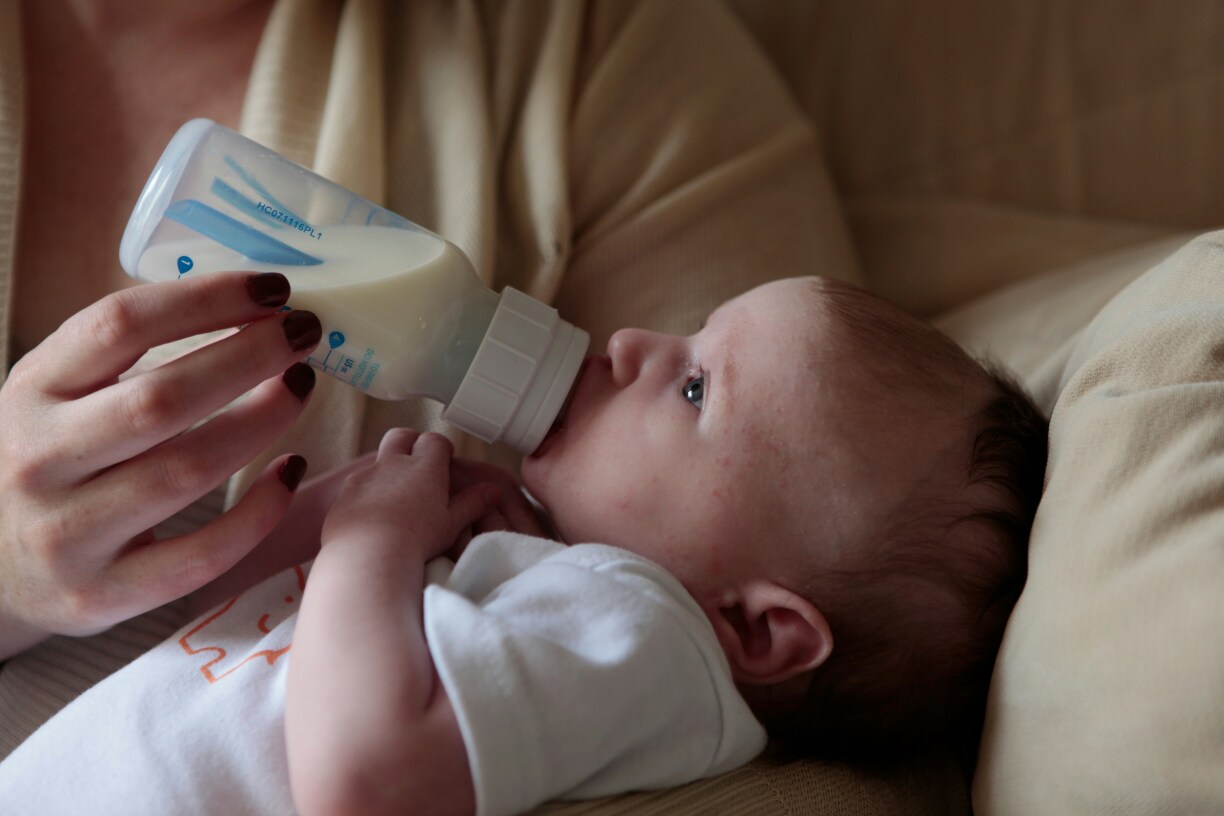 Du lait pour bébé rappelé dans plusieurs pays européens