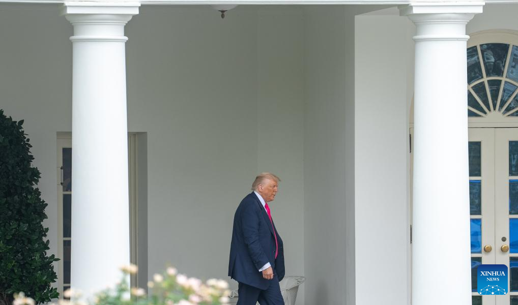 Trump annonce des droits de douane de 19% sur les produits indonésiens